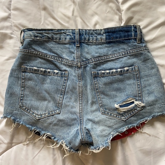 ‼️SOLD‼️ Garage Festival Shorts - Picture 3 of 6